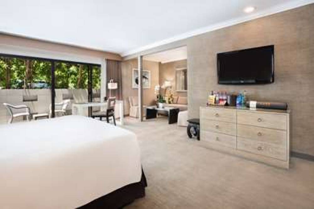 Luxe Sunset Boulevard Hotel 2