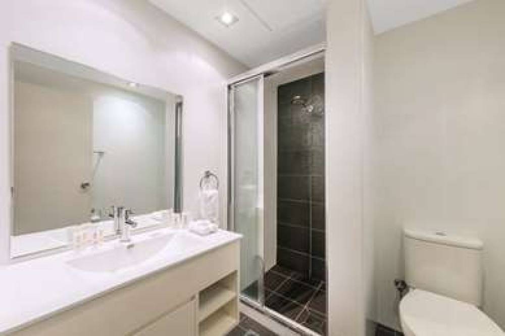 Macleay Serviced Apartments 1