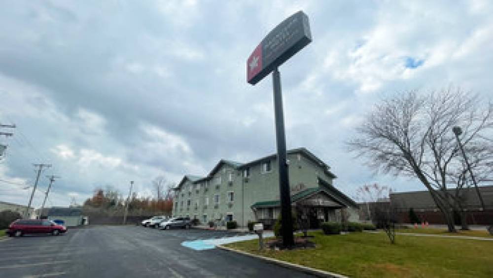 Magnuson Hotel Fort Wayne Nort