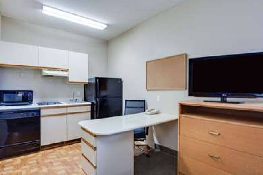 MAINSTAY SUITES AT PGA VILLAGE 4