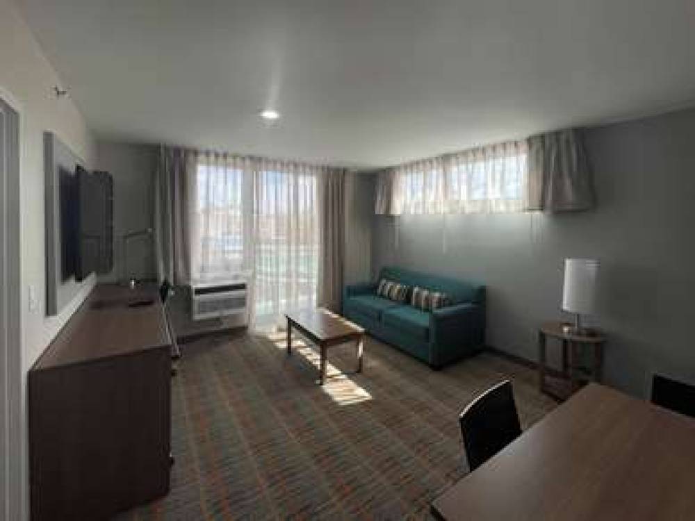 MAINSTAY SUITES BRONX 2