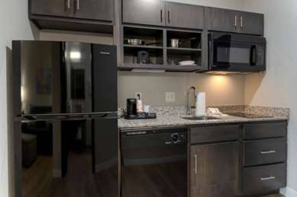 MAINSTAY SUITES CINCINNATI UNIVERSI 2