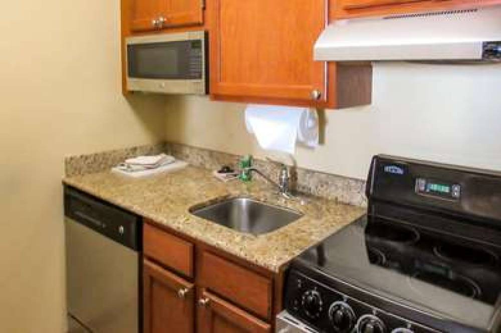 MAINSTAY SUITES COLUMBUS WORTHINGTO 6