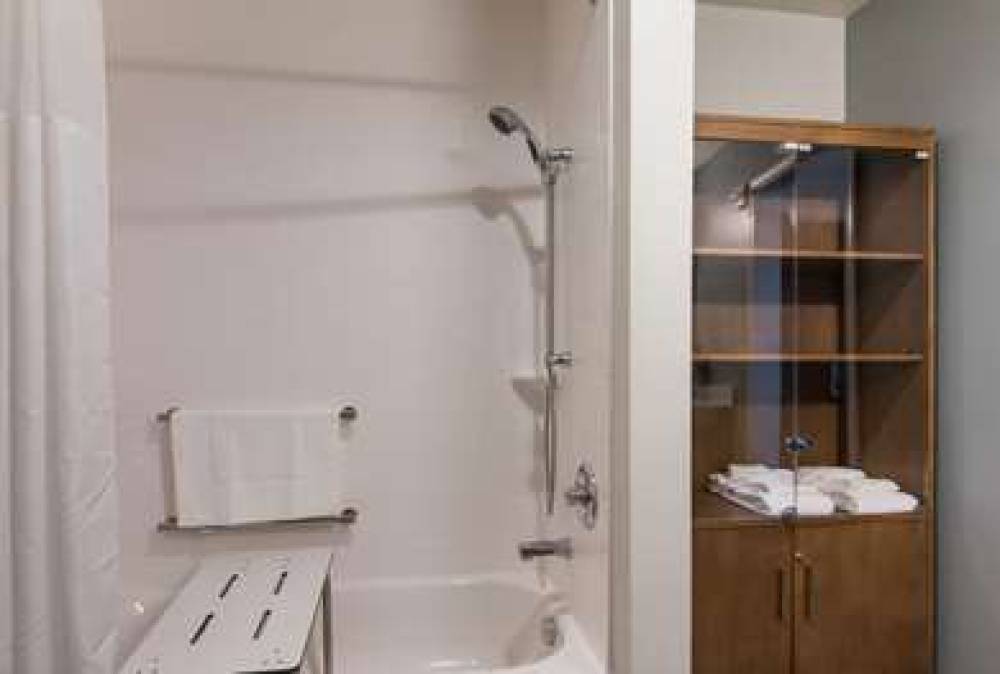MAINSTAY SUITES EAST CAMDEN 5
