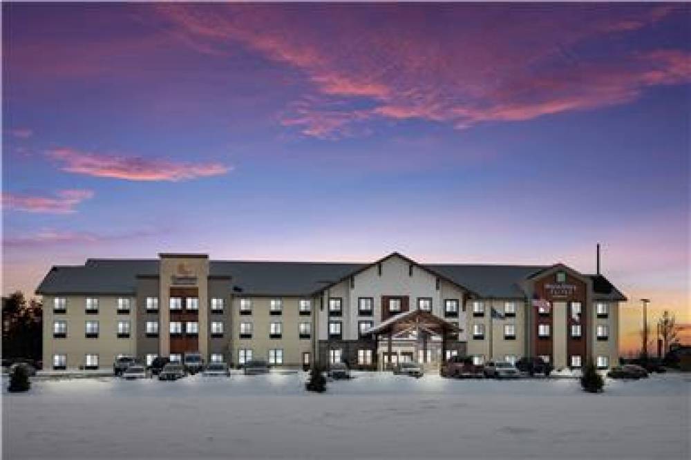 MAINSTAY SUITES GAYLORD 4