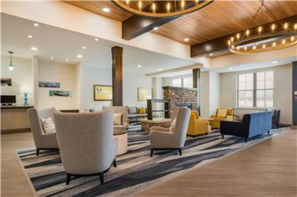 MAINSTAY SUITES GAYLORD 10