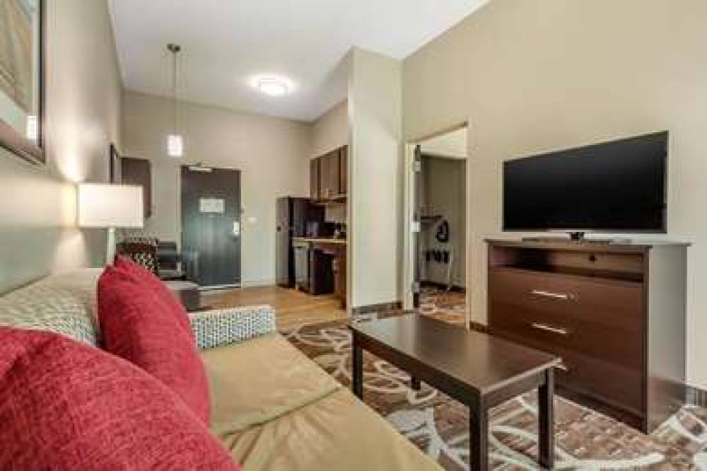MAINSTAY SUITES LINCOLN UNIVERSITY 9
