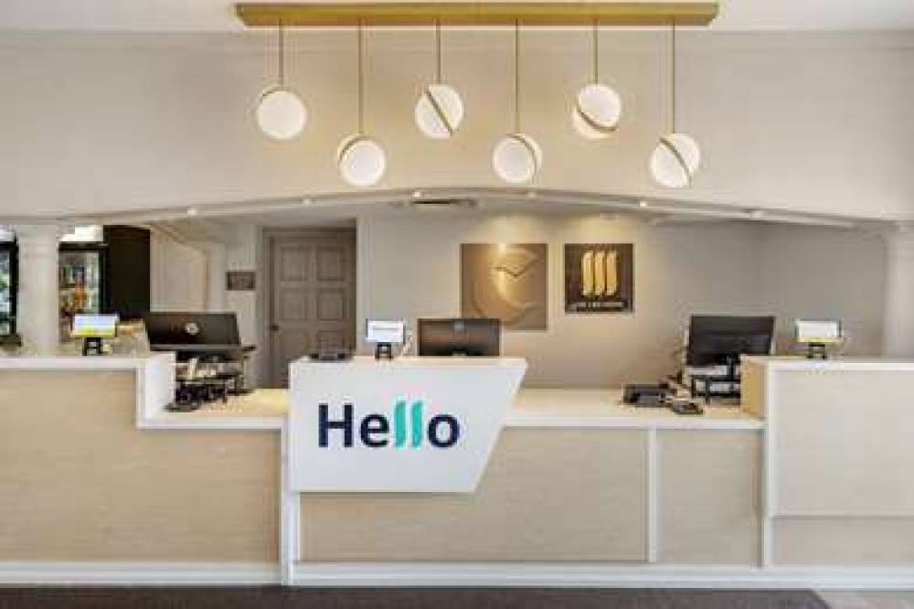 MAINSTAY SUITES MSP AIRPORT - MALL 6