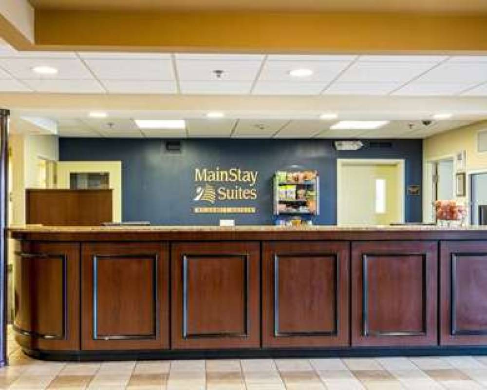 MainStay Suites 8