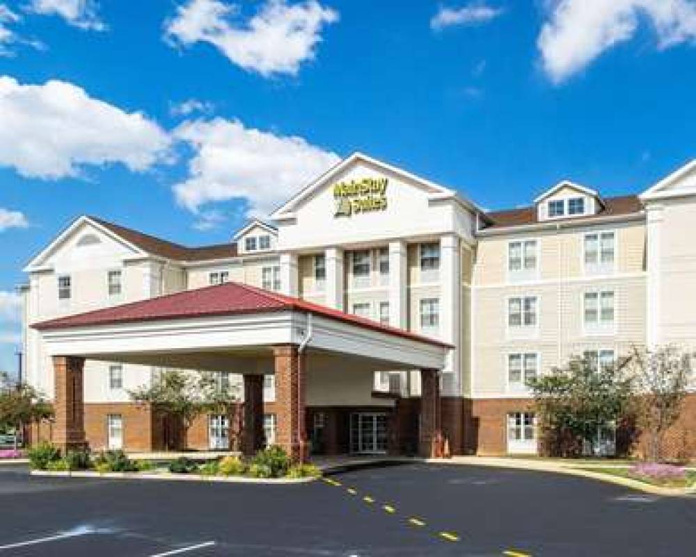 MainStay Suites 1