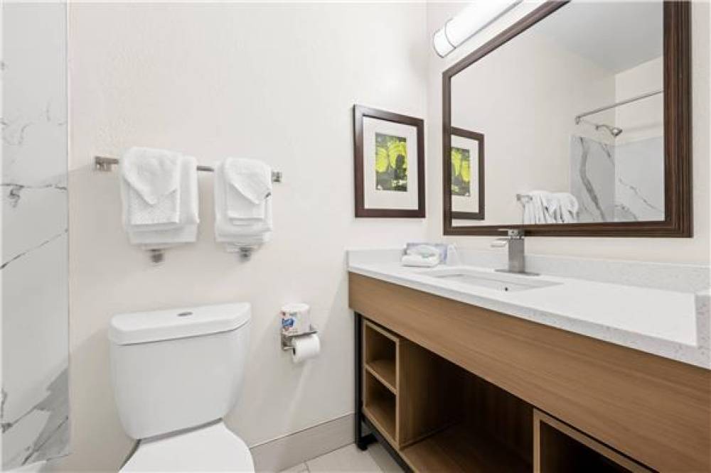 MAINSTAY SUITES RALEIGH NORTH 9