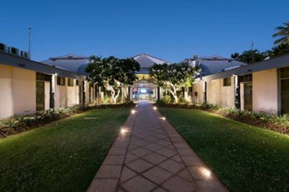 Mangrove Hotel