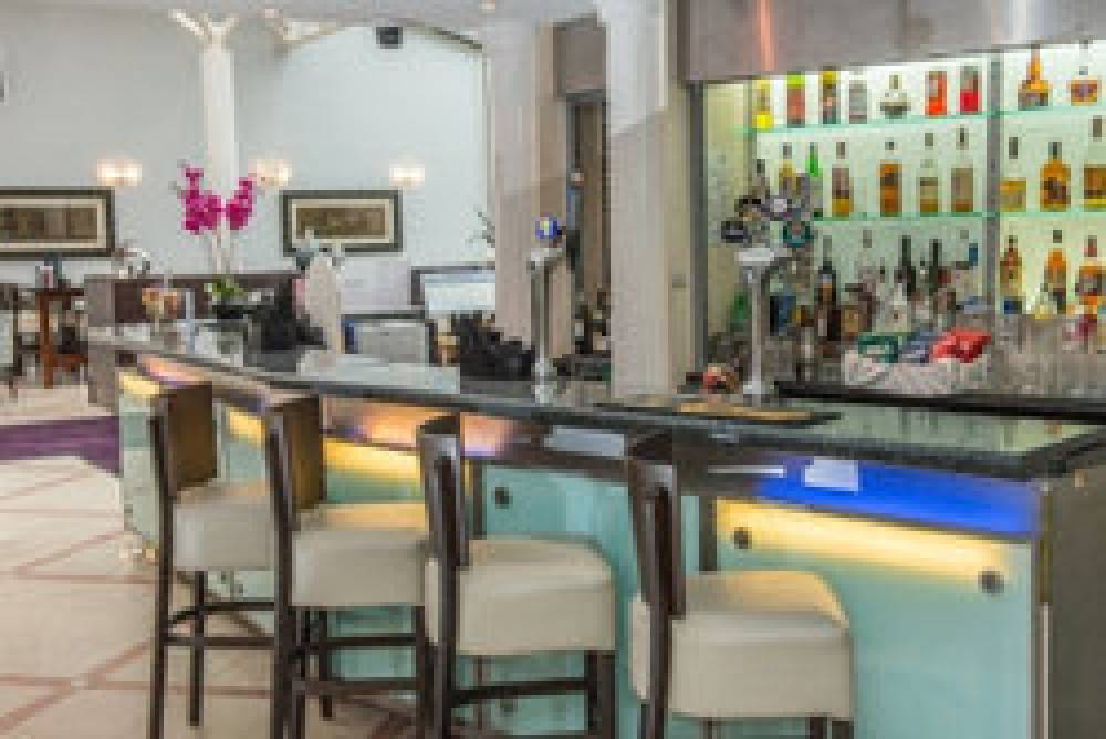 Manor Of Groves Hotel 3