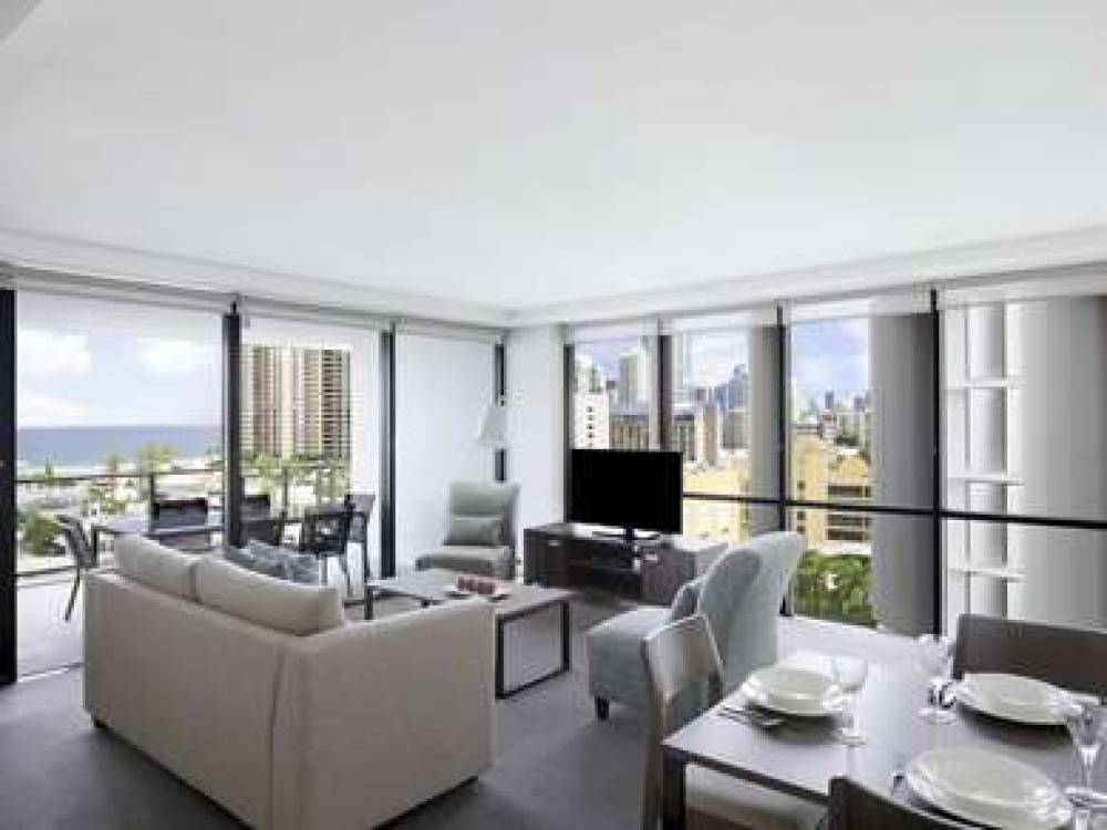 Mantra Circle On Cavill 10