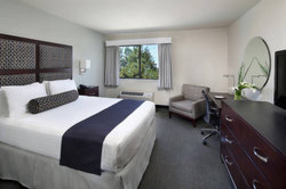 Maple Tree Inn 9
