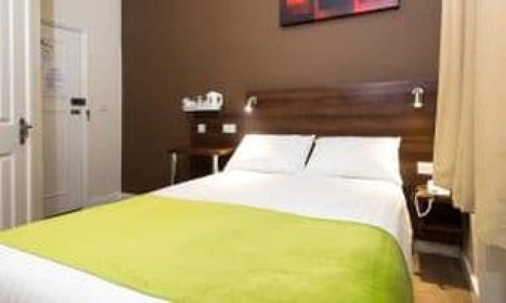 MARBLE ARCH INN HOTEL 8