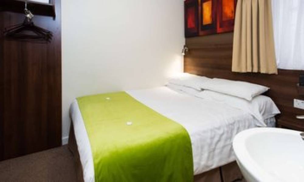 MARBLE ARCH INN HOTEL 4