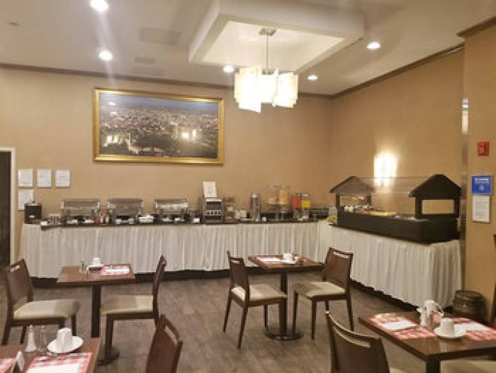 MARCO LAGUARDIA HOTEL SUITES 5