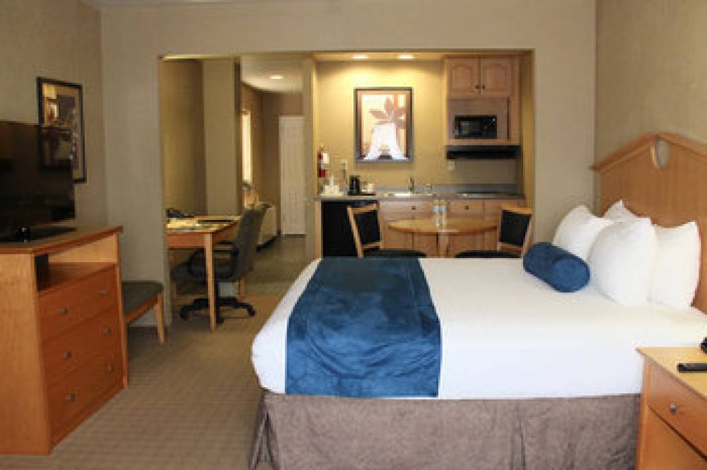 MARCO LAGUARDIA HOTEL SUITES 2