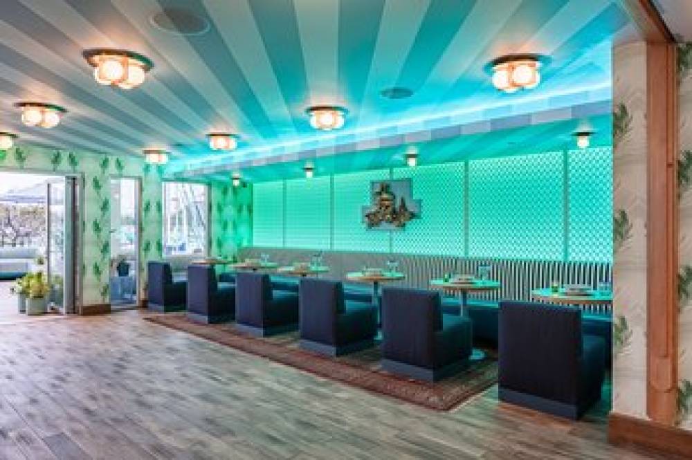 Marina Del Rey Hotel 4