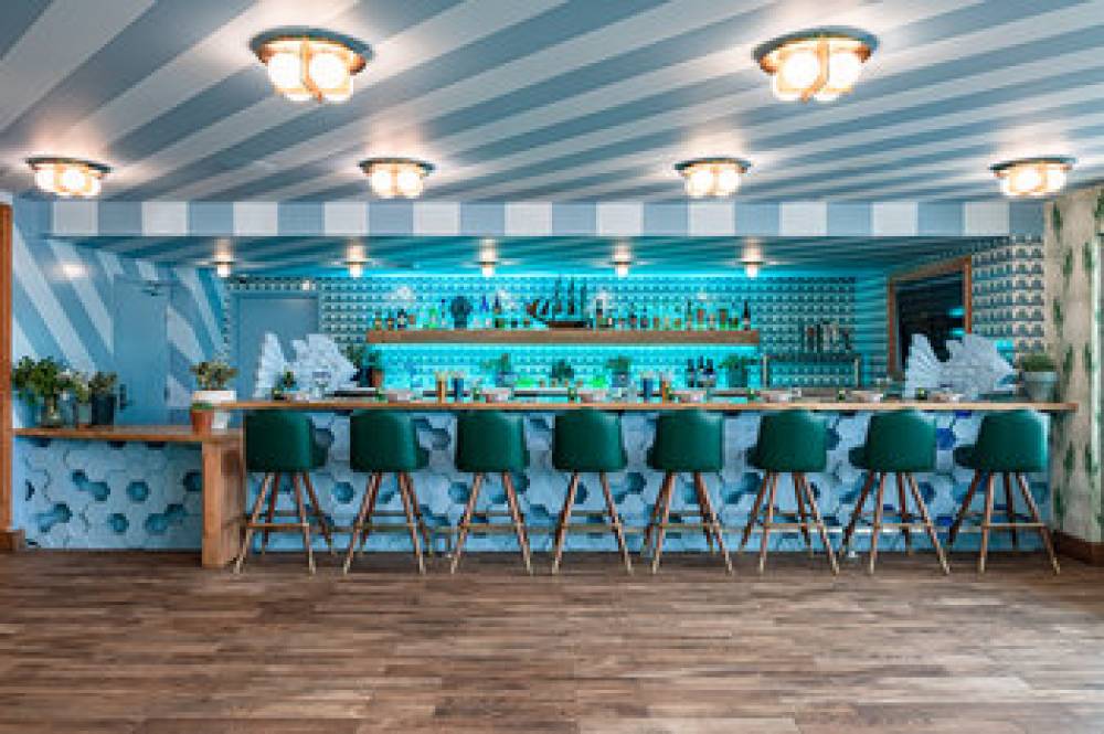 Marina Del Rey Hotel 5