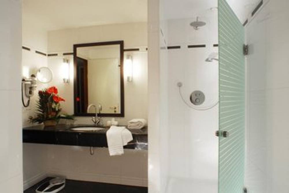 MARIVAUX HOTEL 3