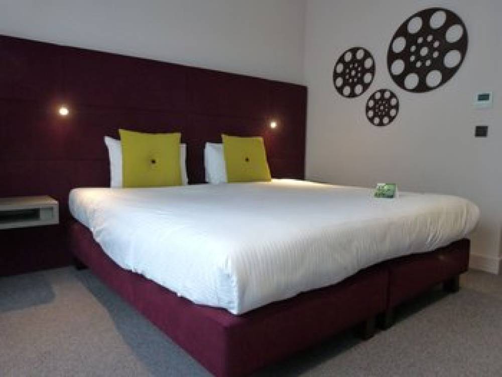 MARIVAUX HOTEL 10