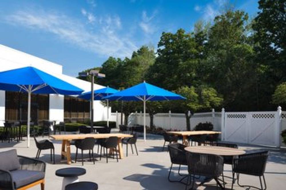 Marriott Park Ridge 8