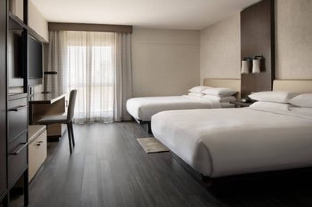 Marriott Riverside At The Convention Center 8