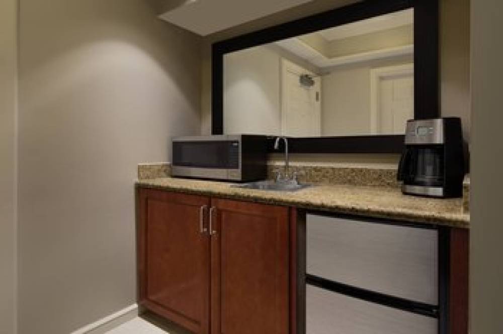 Marriotts BeachPlace Towers 6