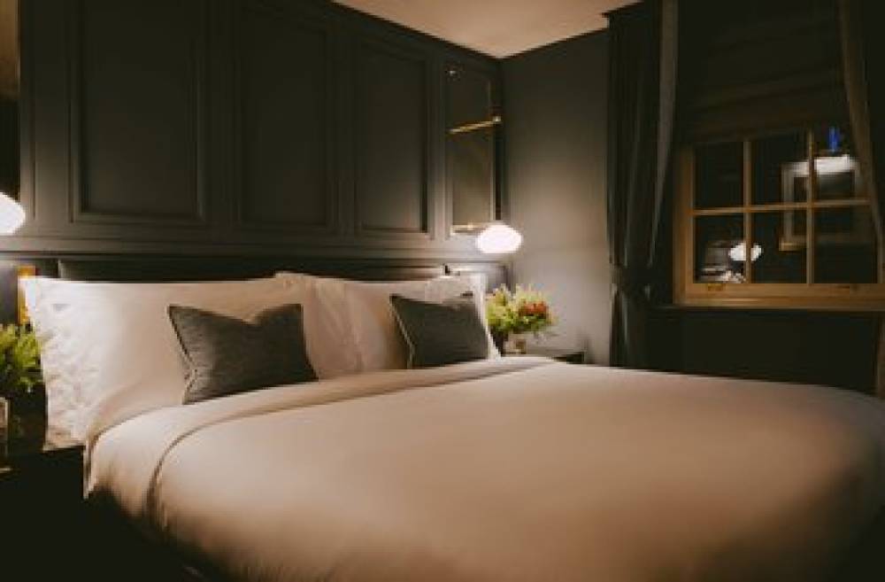 MAYFAIR TOWNHOUSE 5