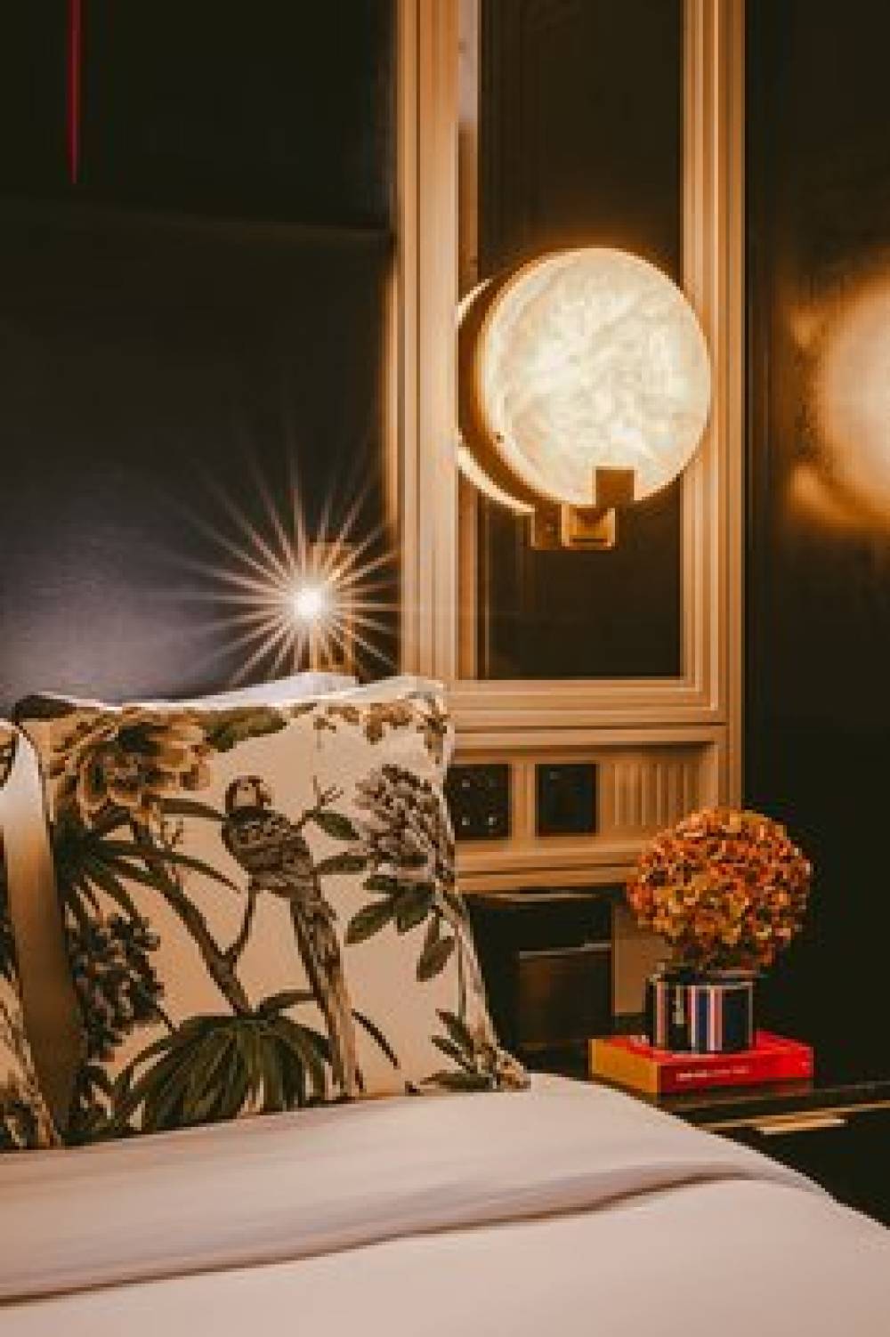 MAYFAIR TOWNHOUSE 8