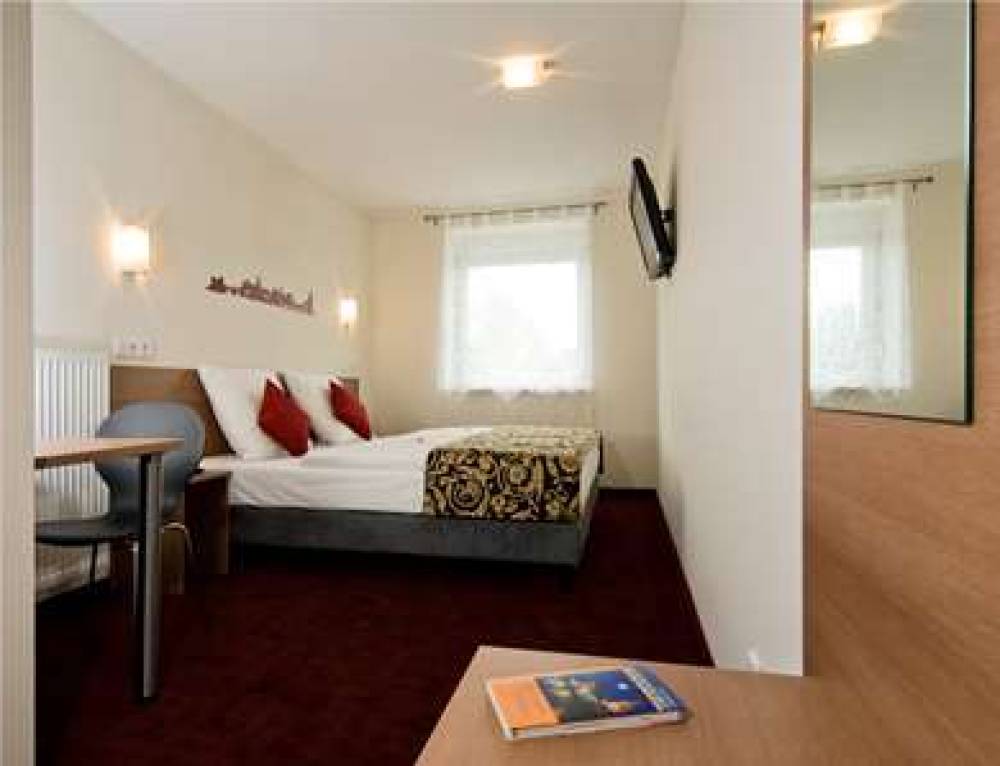 MCDREAMS HOTEL MUENCHEN MESSE 1