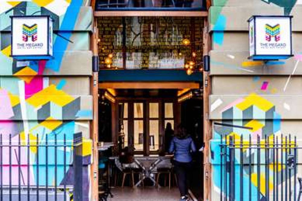 MEGARO HOTEL 9