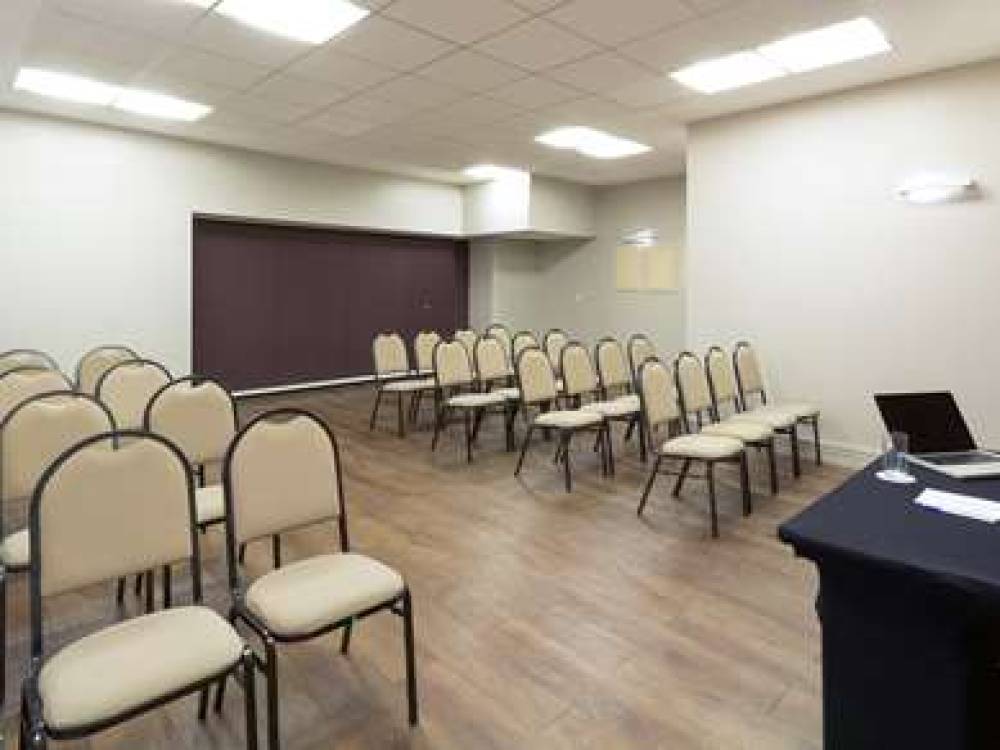 Mercure Belem Boulevard 10