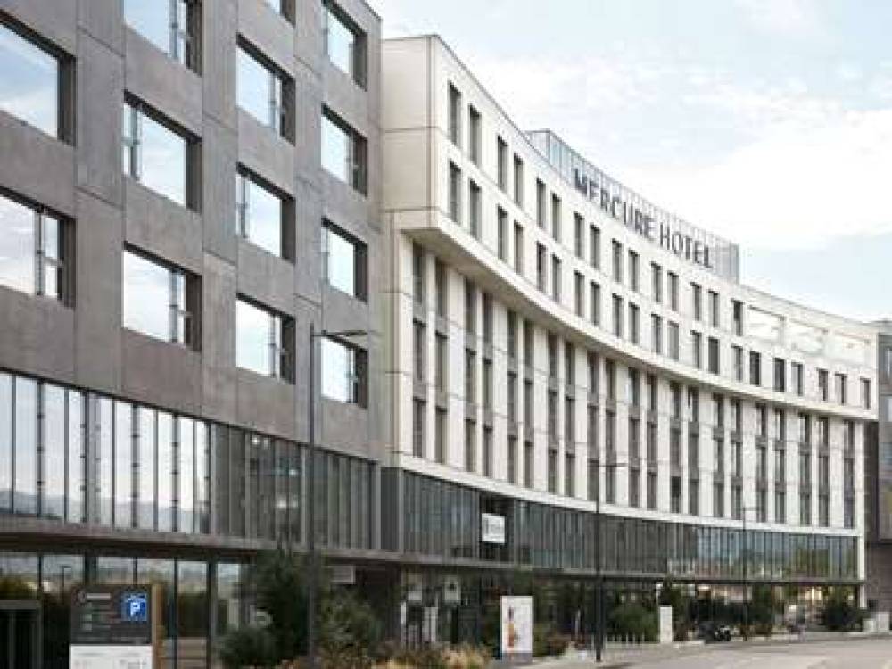 Mercure Geneva Airport 7