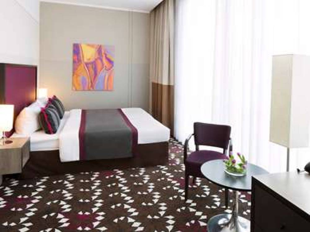 Mercure Hotel MOA Berlin 8