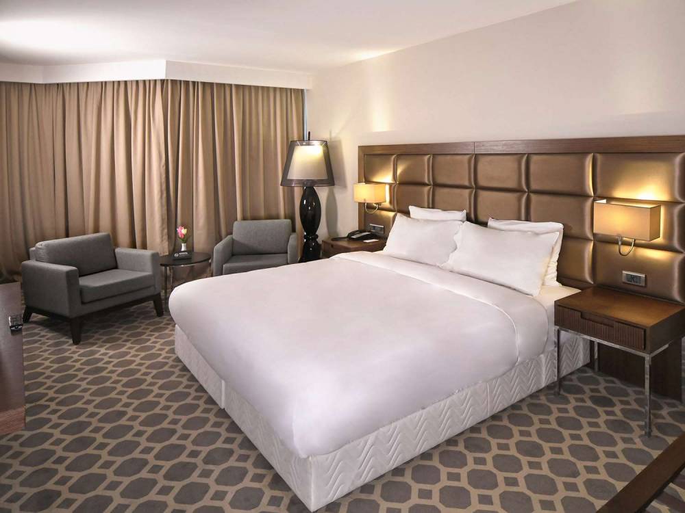 Mercure Istanbul West Hotel & Convention Center 3