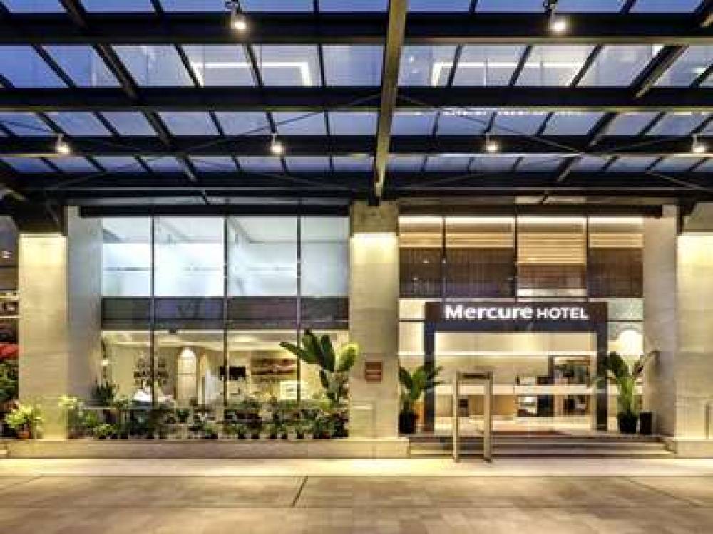 Mercure Jakarta Gatot Subroto 1