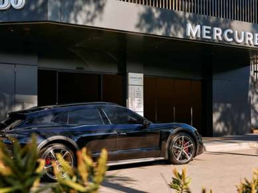 Mercure Melbourne Doncaster 1