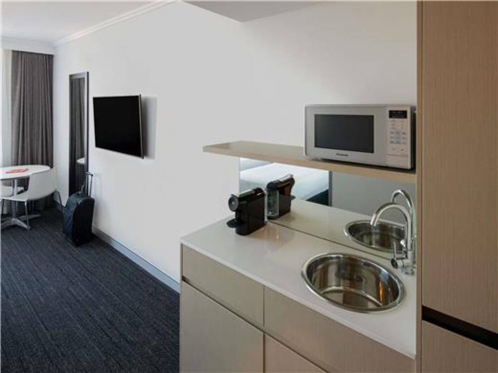 Mercure Sydney Bankstown 6