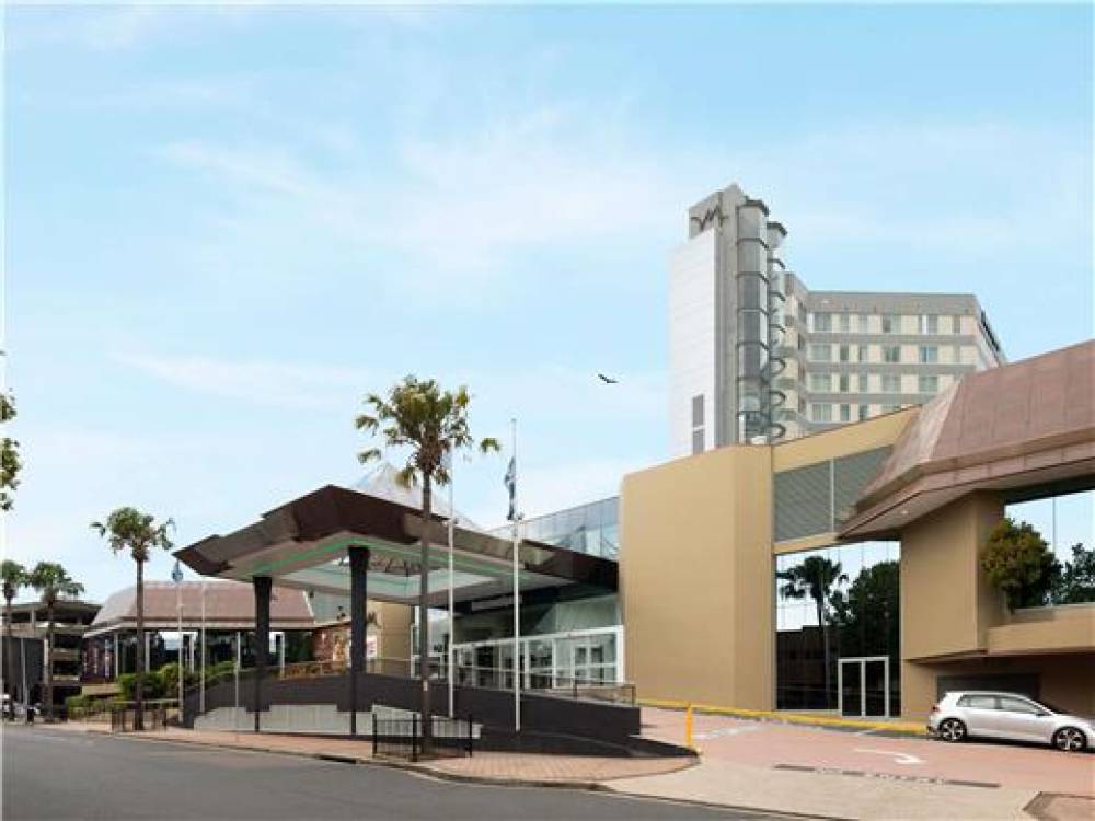 Mercure Sydney Bankstown 2