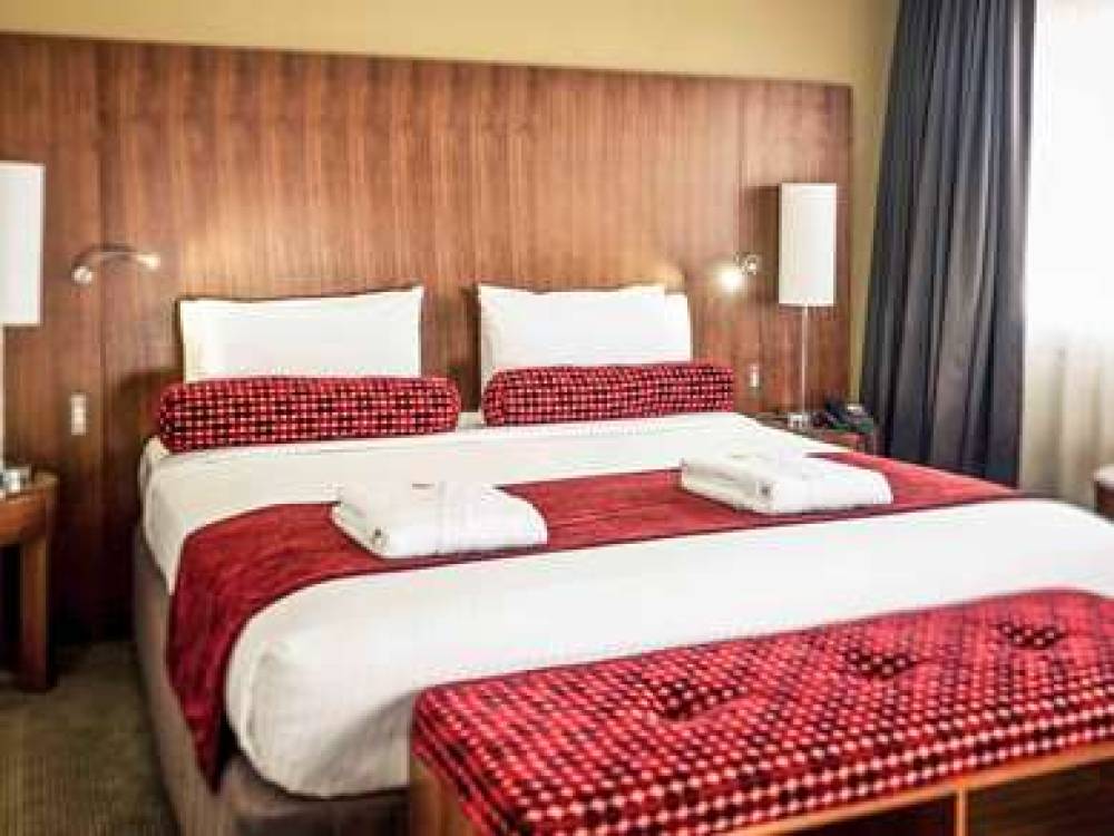Mercure Sydney Liverpool 9