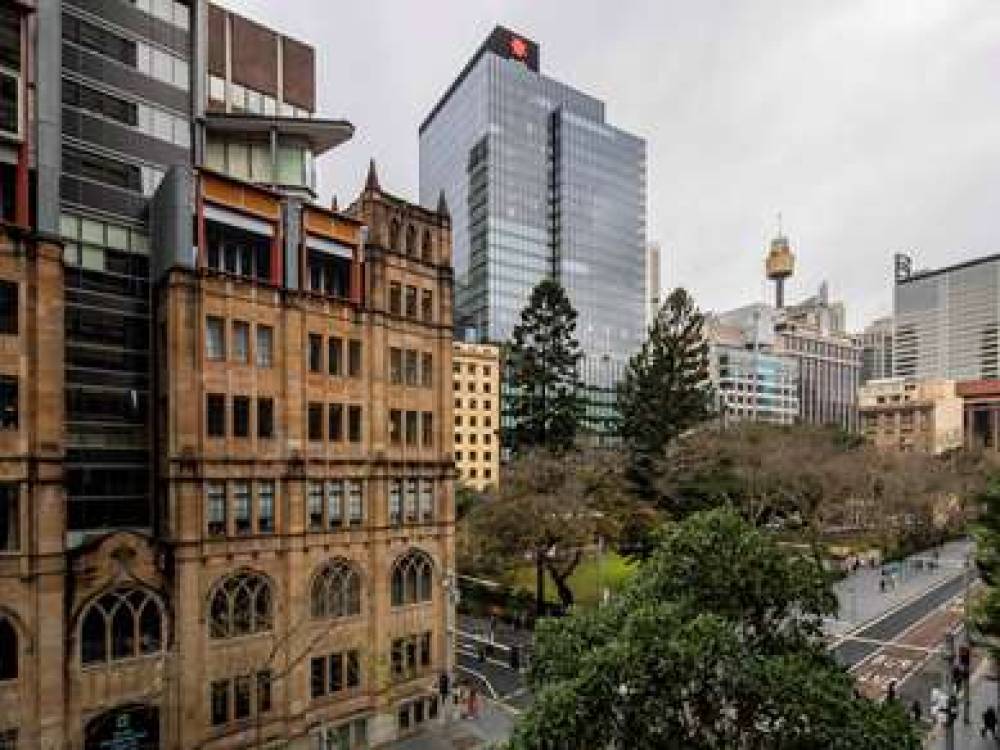 Mercure Sydney Wynyard 1