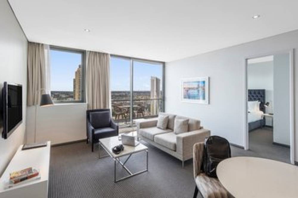 MERITON SUITES CAMPBELL STREET 7