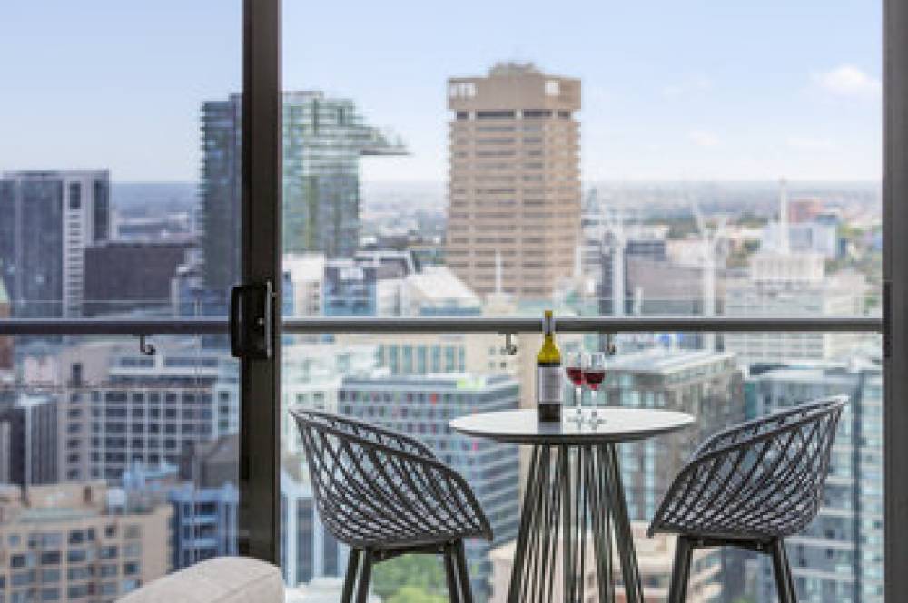 MERITON SUITES CAMPBELL STREET 8