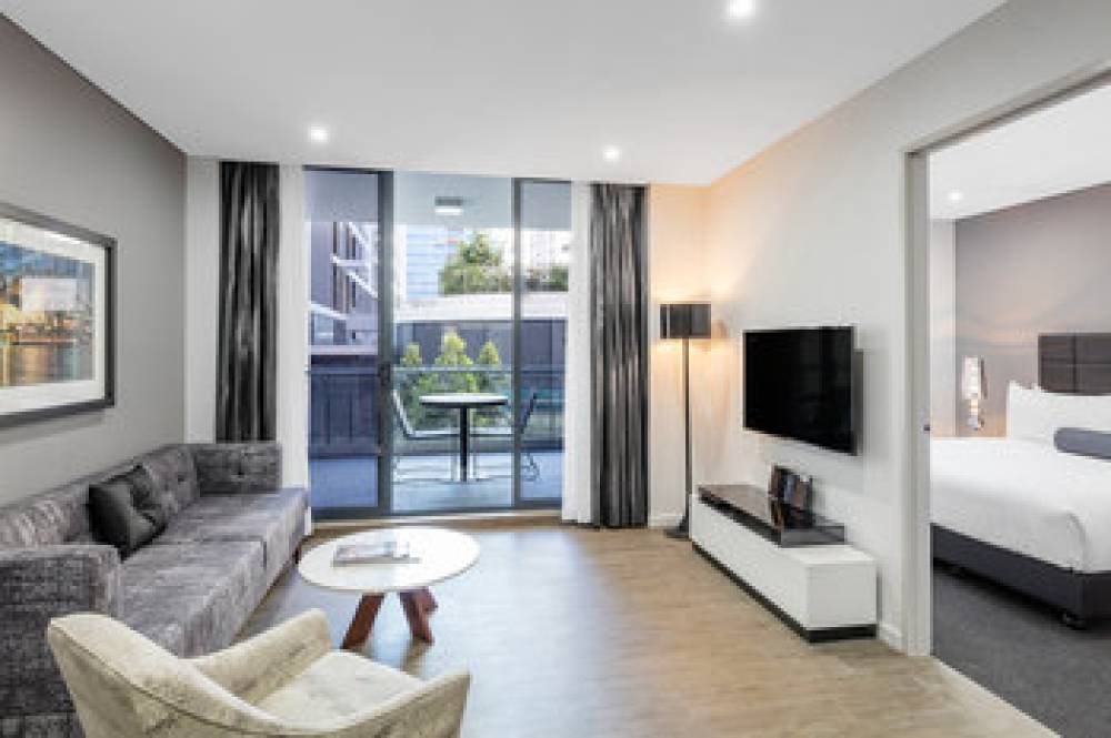 Meriton Suites Mascot Central 5