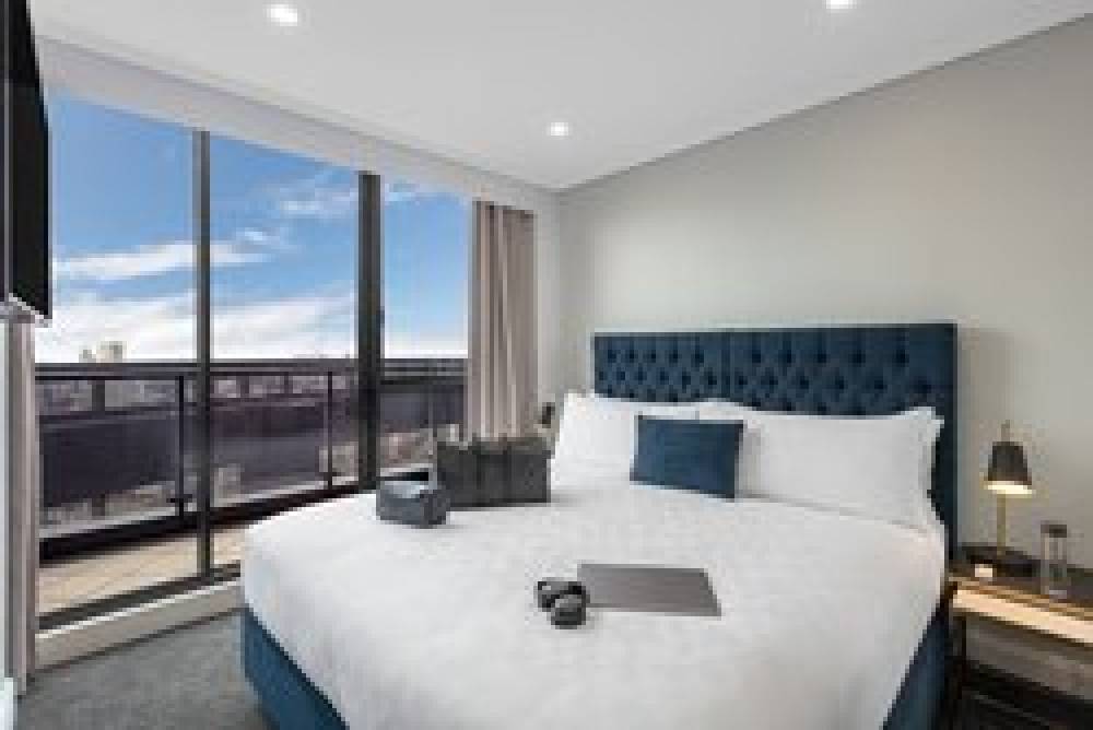 MERITON SUITES PITT STREET 2