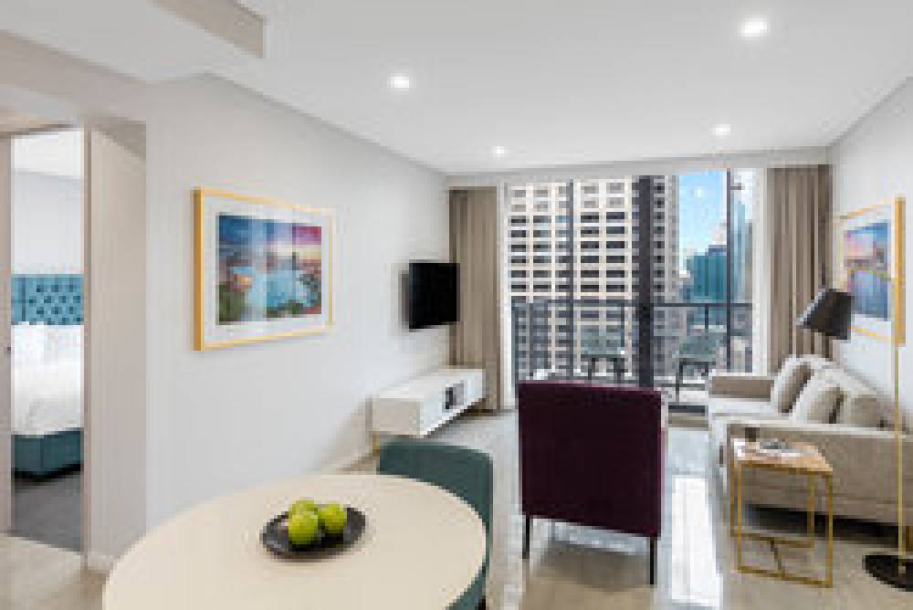 MERITON SUITES PITT STREET 7