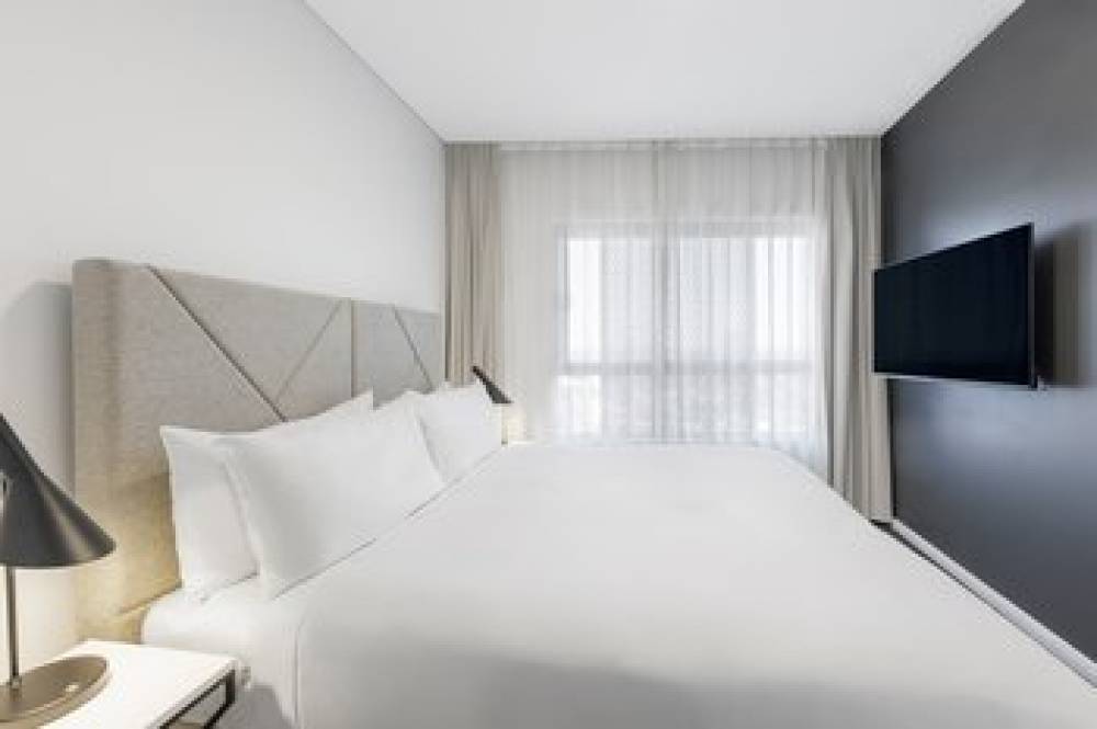 Meriton Suites Zetland 10